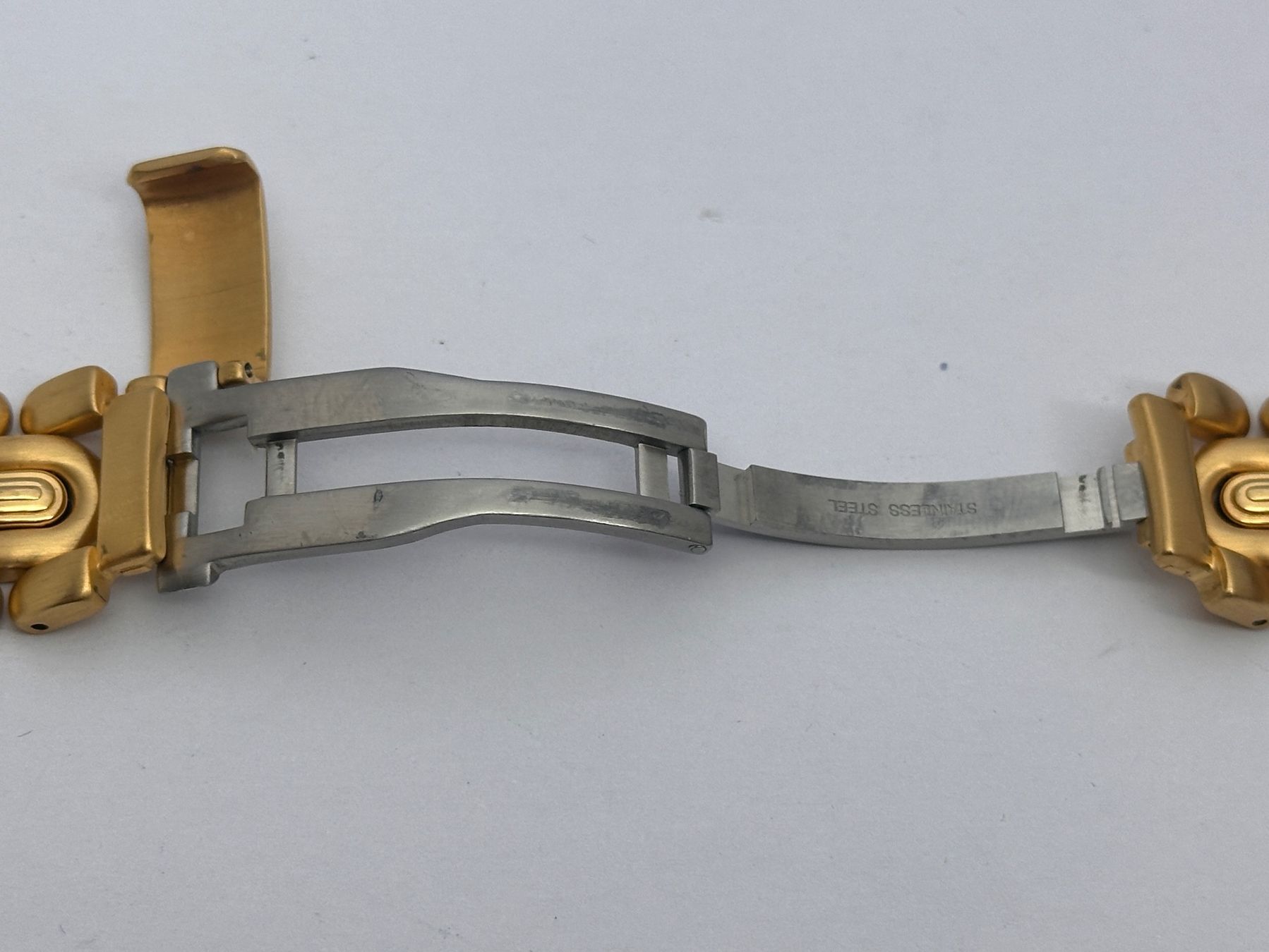 Universal Genève Uhren: Universal Geneve Corporate Band 18mm – Gebraucht aus Brüttisellen von AlphaOmega05 4