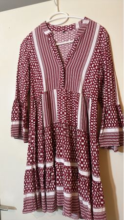 Damen Kleid rot weiss gemustert gebraucht