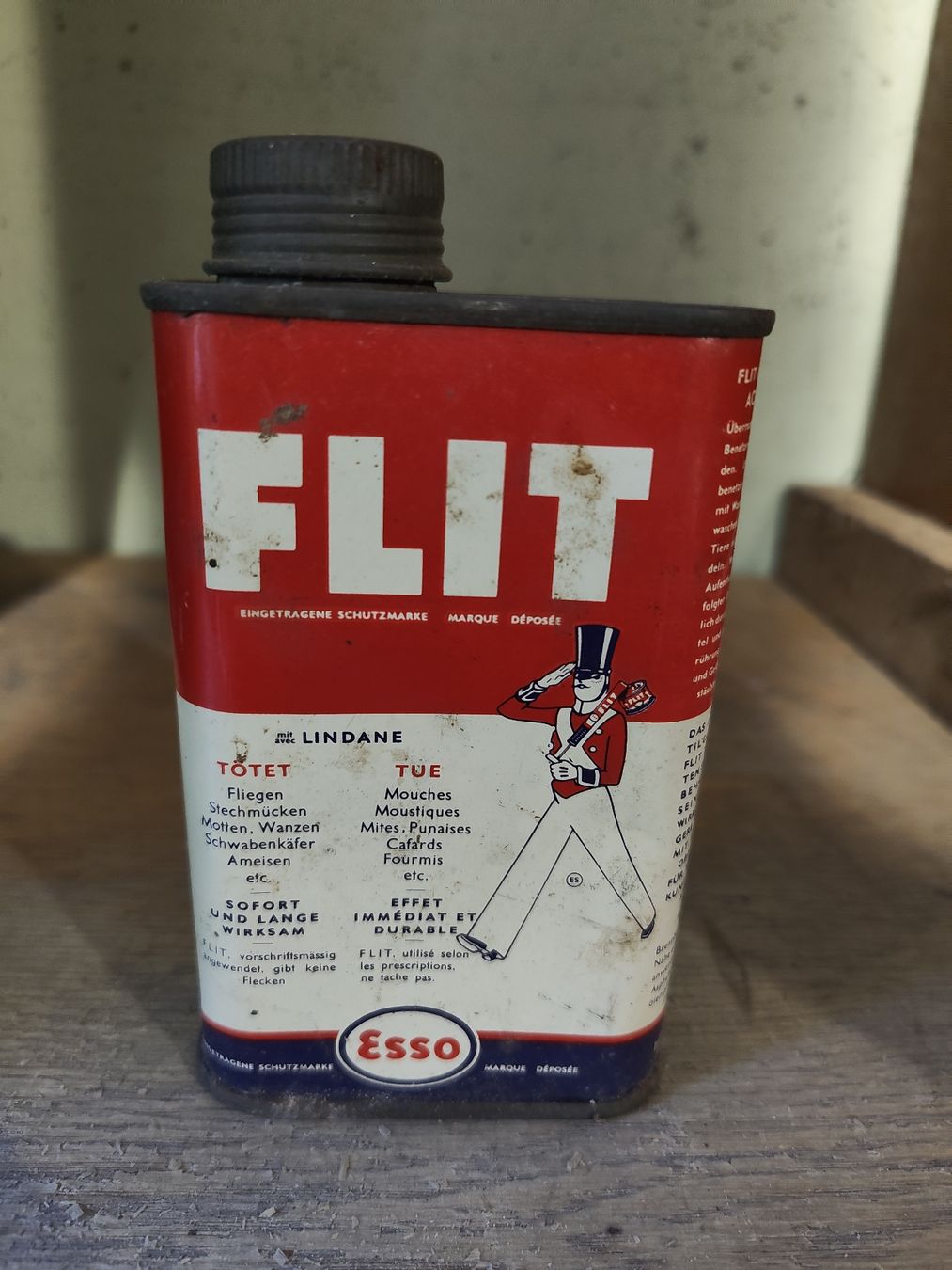Accessori per altri veicoli: Flit insecticide d'époque  1940 – Usato da Troistorrents venduto da lRedKing