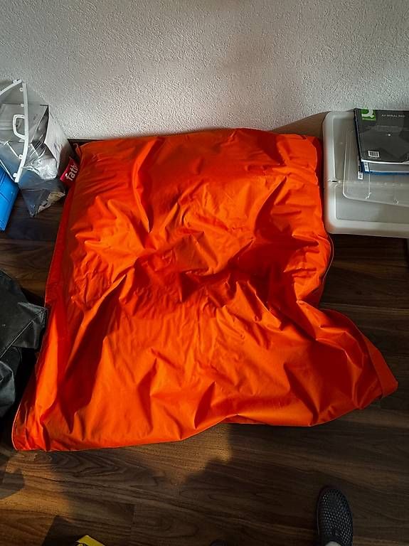 Sessel: Fatboy Original Slim Sitzsack  Orange – Gebraucht aus Abtwil AG von Golden9