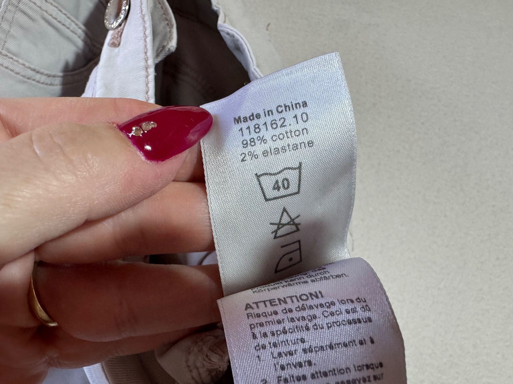 Jeans: Kurze Jeans Hose von Chicoree Gr. 40 – Usato da Grosswangen venduto da SALE_SALE_SALE 4