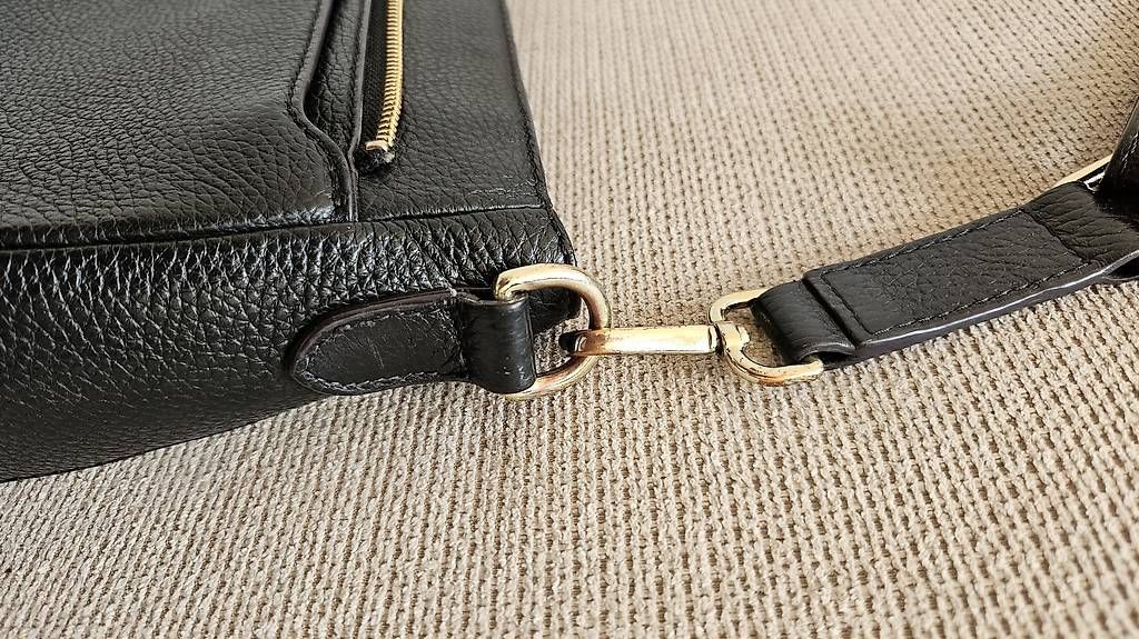 Taschen für Damen: Best Buddy Zoe Lu Taschenkörper schwarz – Gebraucht aus Uzwil von chnaef 3