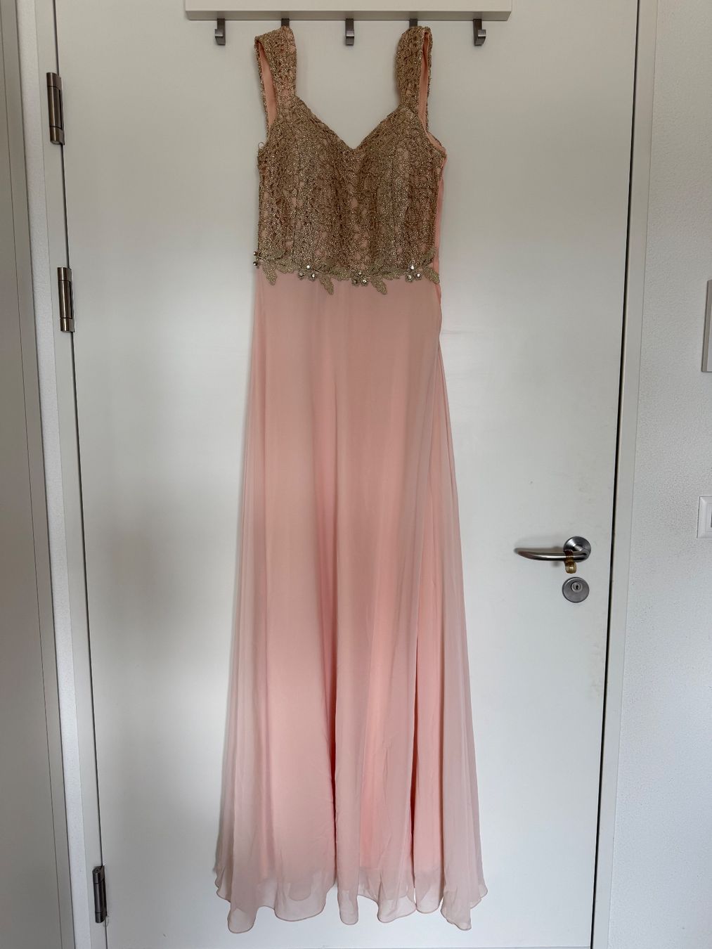 Vestiti: Abendkleid – Usato da Rain venduto da Trusso