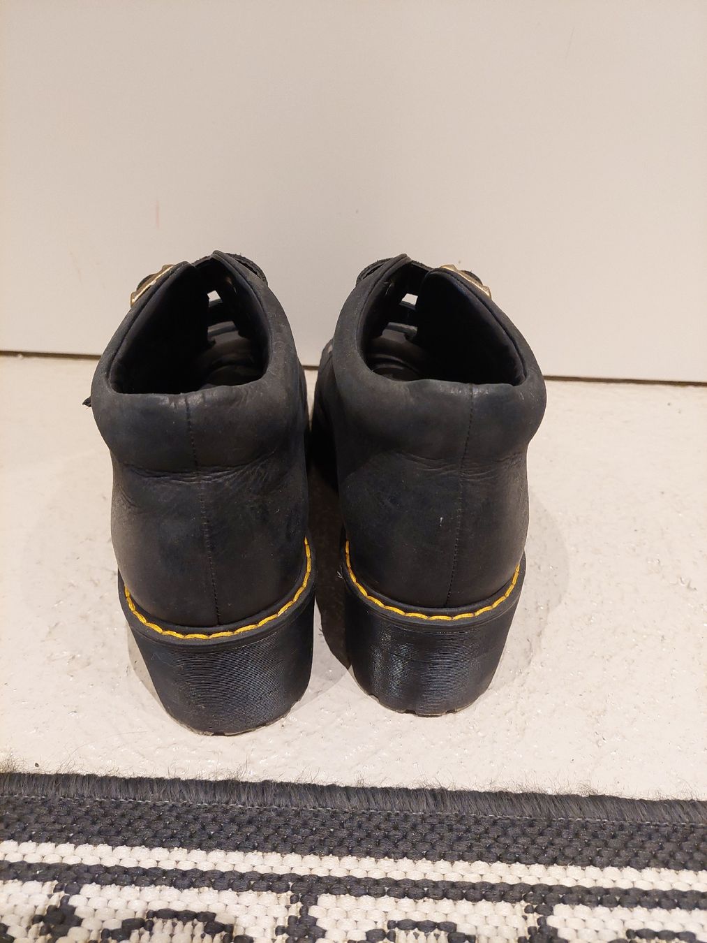 Dr. Martens Scarpe da uomo: Dr. Martens Leder Plateau Boots Gr. 40 – Usato da Ulisbach venduto da Antikaffin 2