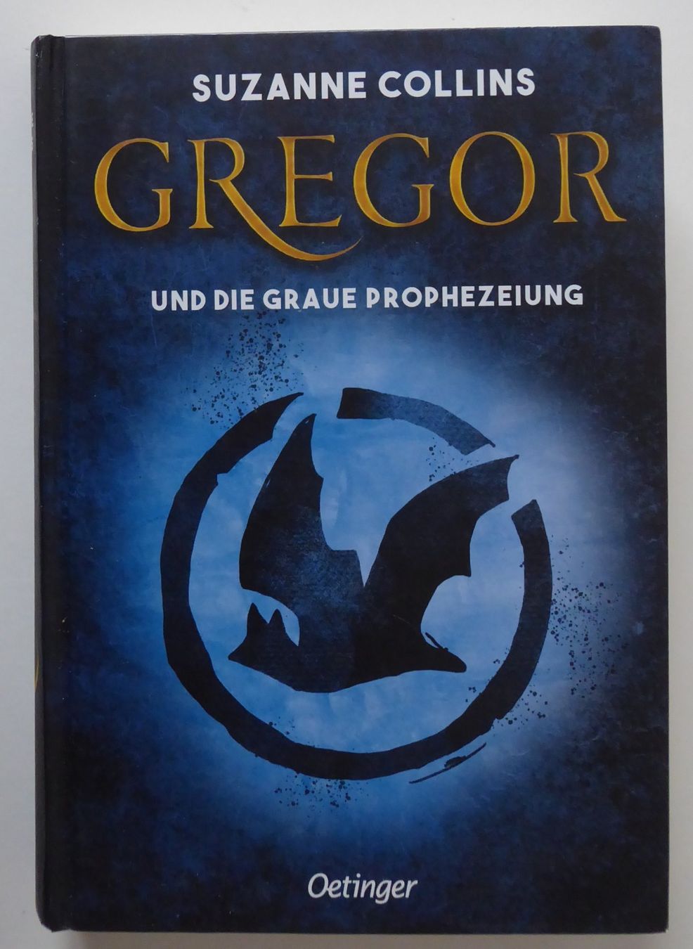 Bücher: Suzanne Collins - Gregor und die graue Prophezeiung – Neu (gemäss Beschreibung) aus Wettingen von tonia3
