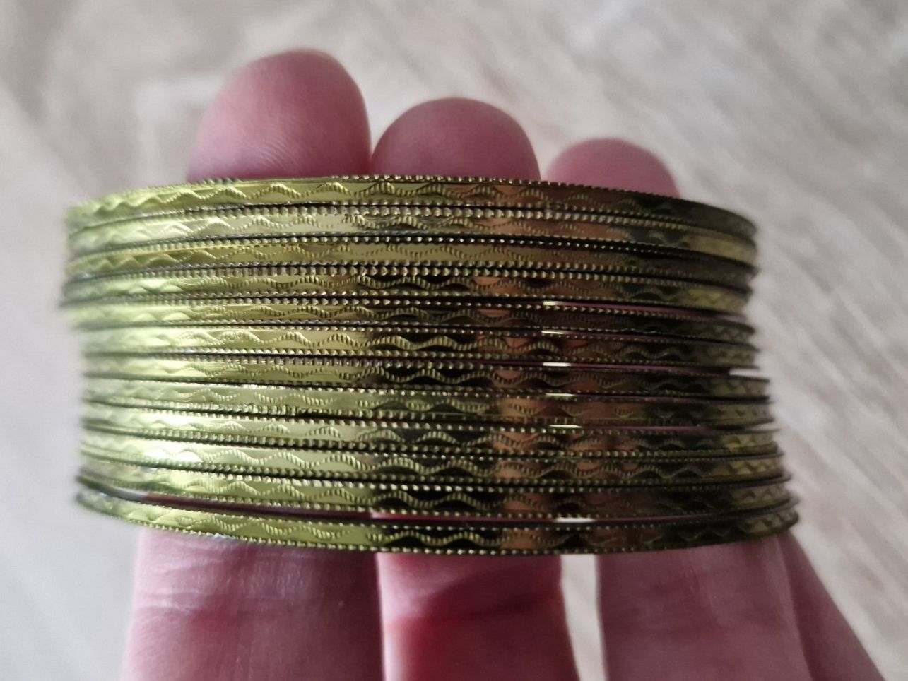 Armbänder & -reifen: Armreifen, Armschmuck, Armringe, Schmuck, Modeschmuck – Neu und originalverpackt aus Hettlingen von exp_p7b2 9