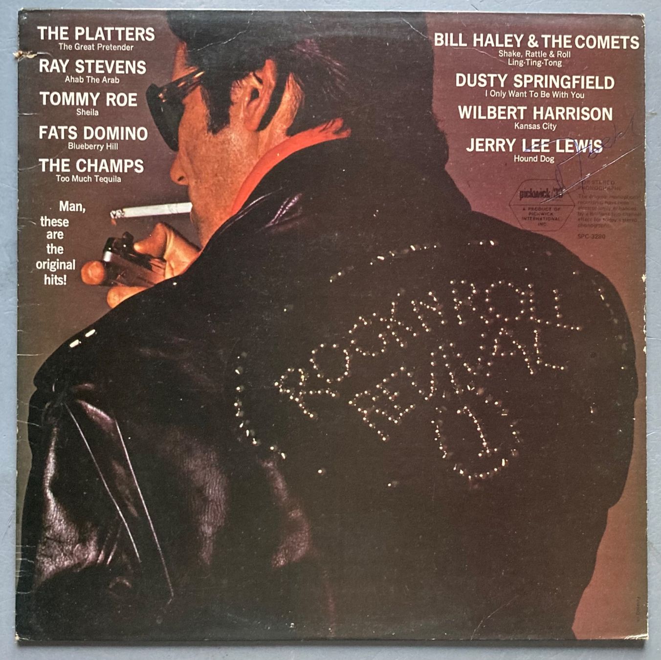 Dischi in vinile: DIVERS ARTISTES - ROCK 'N ROLL REVIVAL – Usato da Poliez-Pittet venduto da Newtown-Records