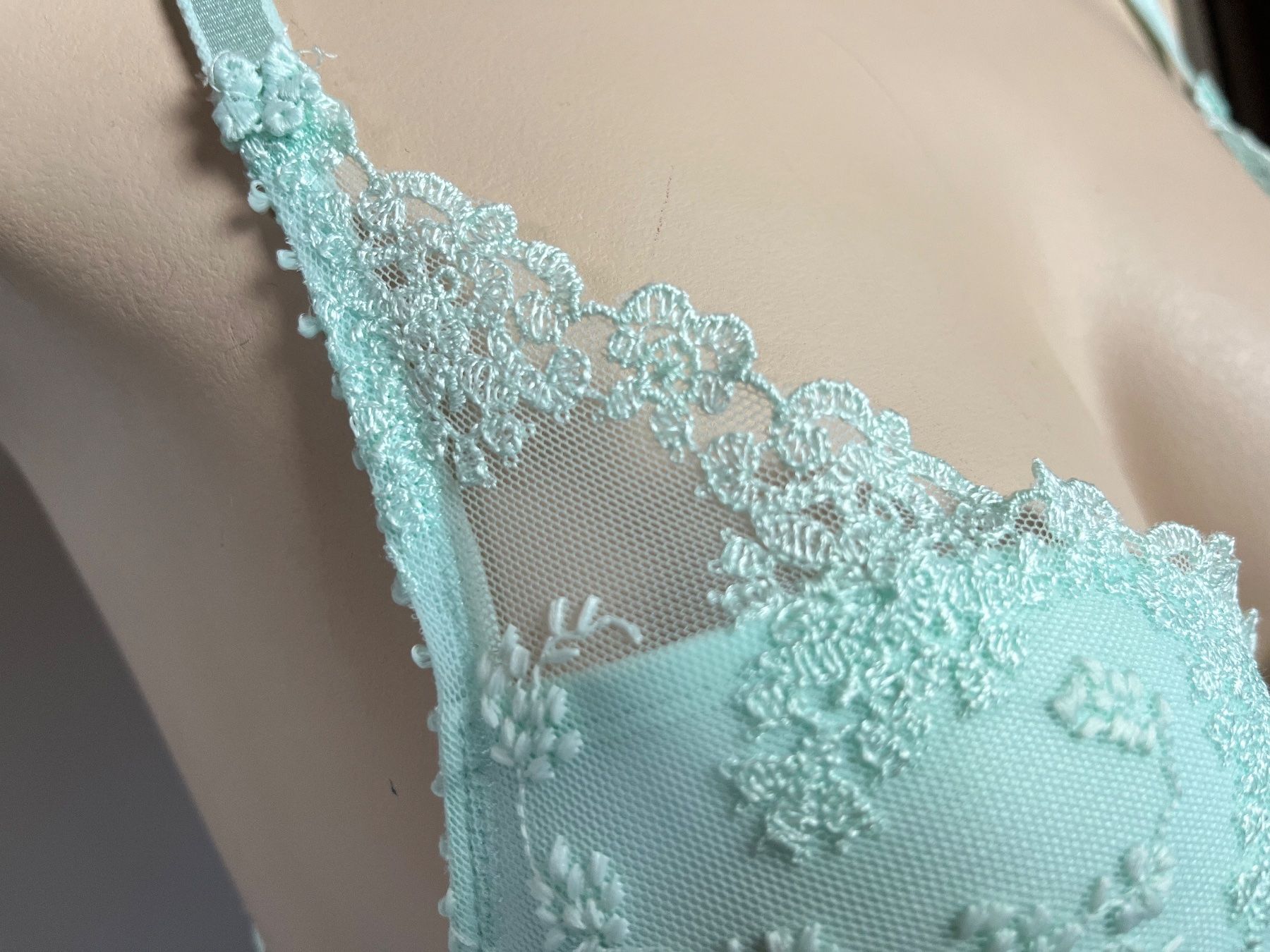 Passionata Altra biancheria intima: Schalen-BH Passionata, Grösse 70C, Farbe Helltürkis – Nuovo e nell'imballaggio originale da Rudolfstetten venduto da gst_g7xl 2