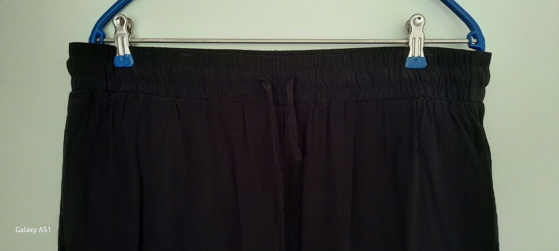 Opus Pantaloni: OPUS Sommerhose schwarz Gr 42 – Nuovo (secondo la descrizione) da Wädenswil venduto da H2H_Secondhandshop 2