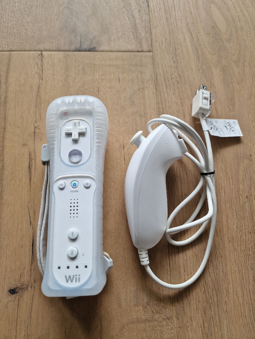 Controller: Wii Remote Controller Set: Nunchuk und Motion Controller – Gebraucht aus Fahrwangen von luk_bhw7