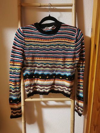 Gehäkelter kurzer Pullover 