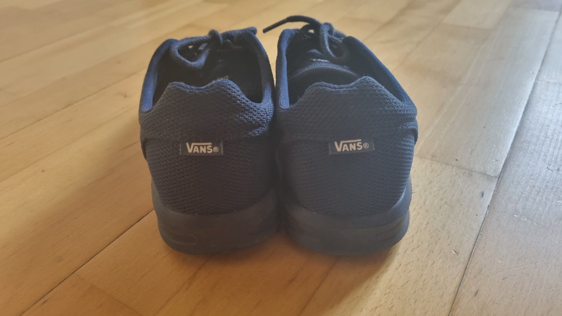 Vans Scarpe da donna: Vans Turnschuhe 38.5 gebraucht – Usato da Wohlen AG venduto da stephanieAG 2