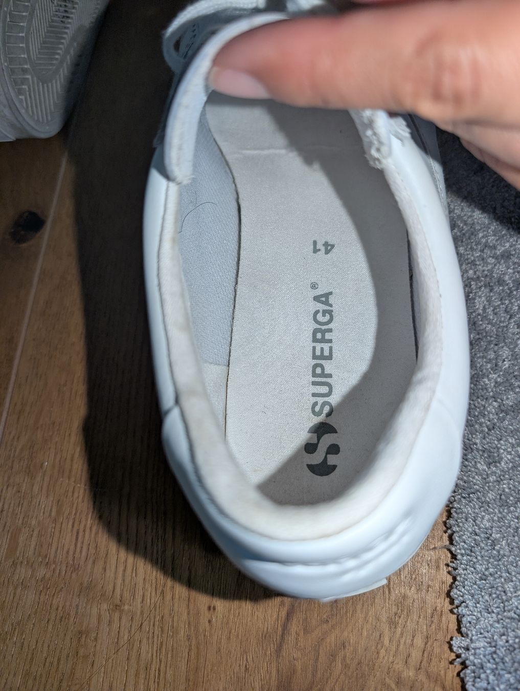 Scarpe da donna: Superga Sneaker Gr. 41 – Usato da Merenschwand venduto da lorelei-05 2