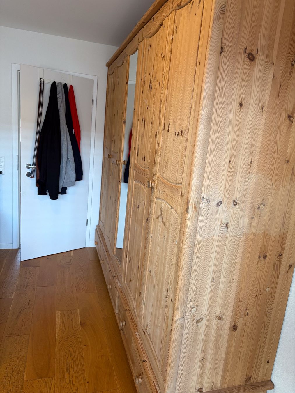 Armadi: Armoire en bois massif – Usato da St. Sulpice venduto da Littleman-04 3