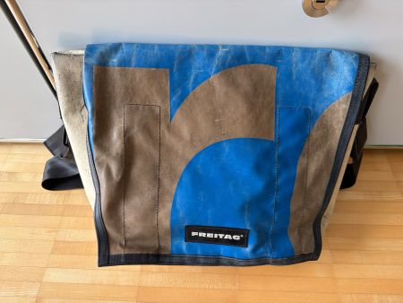 Freitag Umhängetasche blau braun gebrauchter Zustand