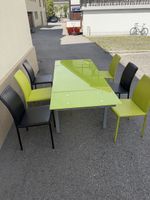 Esszimmertisch Glastisch Limettengrün mit 6 Stühlen gebrauch