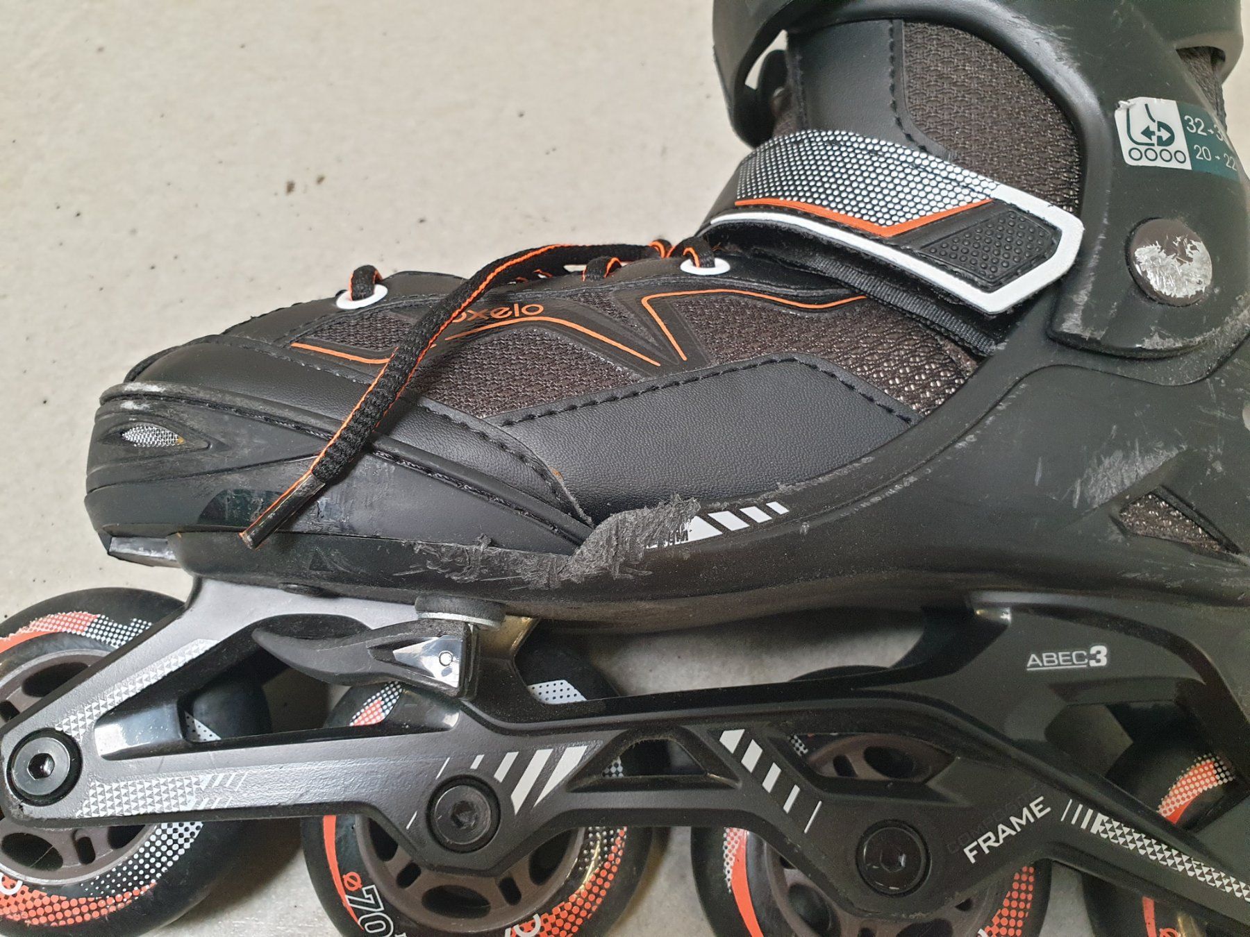 Oxelo Pattini in linea & Pattini a rotelle: Roller en ligne Oxelo, garçon, pointure 32 à 35 – Usato da Fribourg venduto da fripons 8