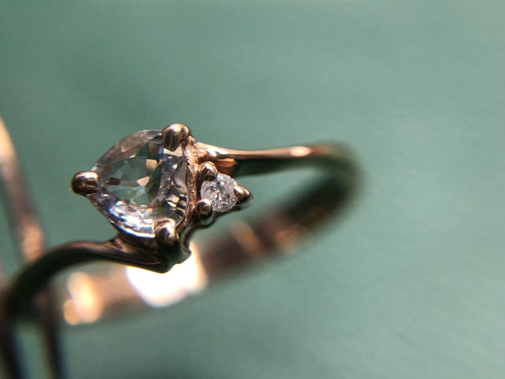 Anelli: Damenring mit Herz-Saphir und Diamant, 18 Kt. Roségold 750 – Usato da Bern venduto da bombich 5