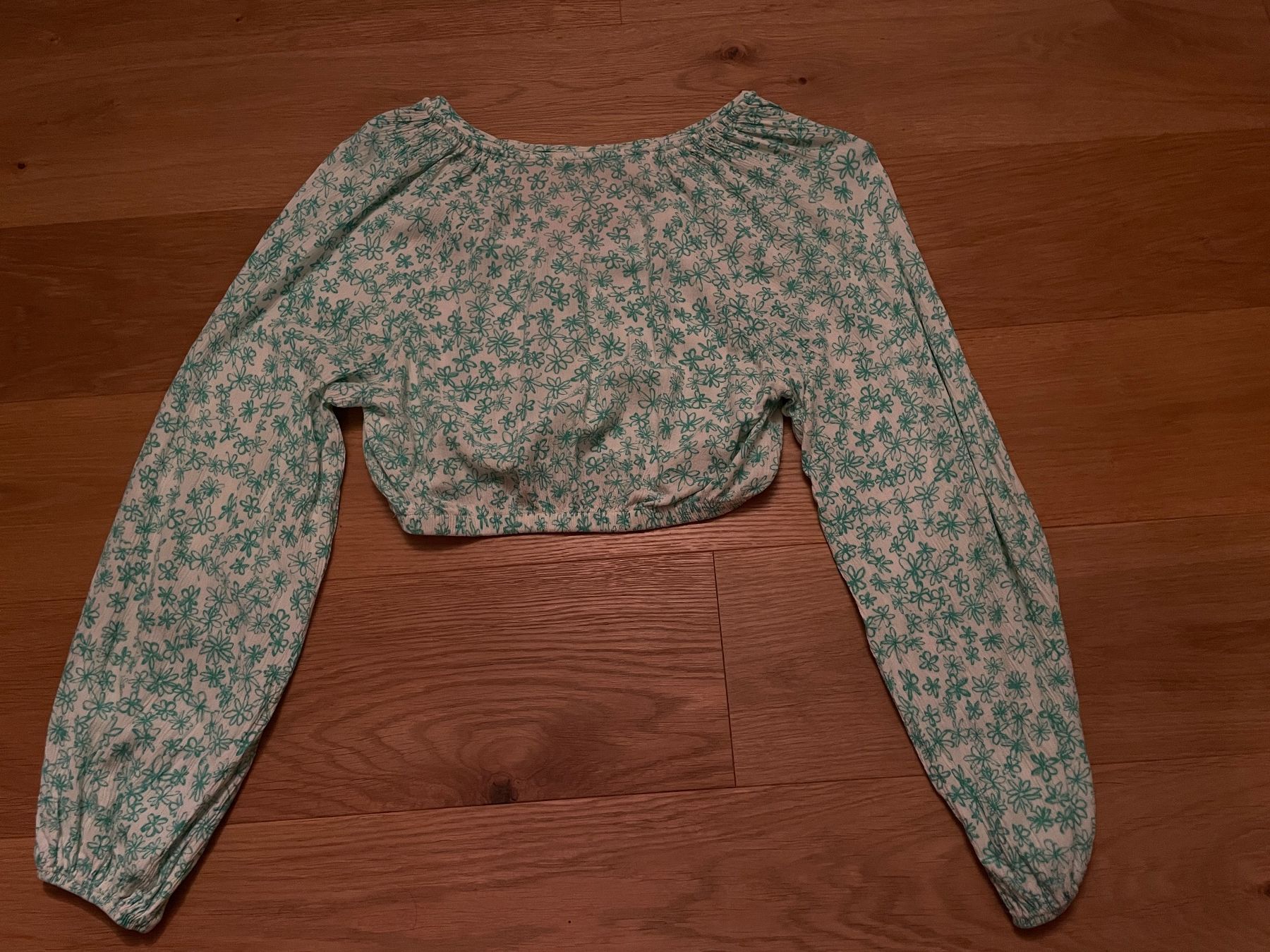 Zara Blusen: Langarm Top grün/weiss – Gebraucht aus Basel von joh_vl7m 1