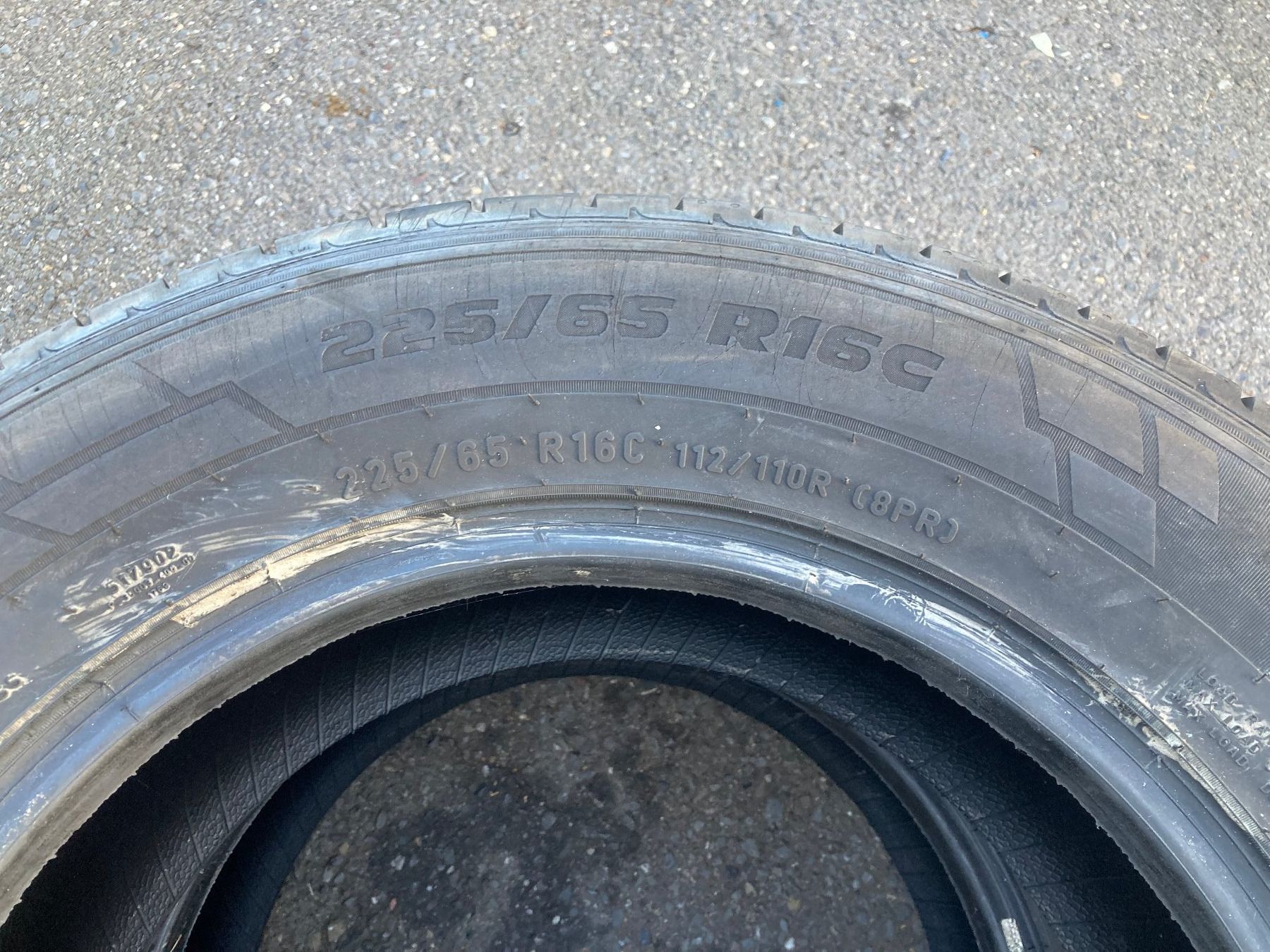 Pirelli Pneumatici & Ruote complete: 225/65R16 C Sommerpneu – Usato da Cham venduto da WB2223 1