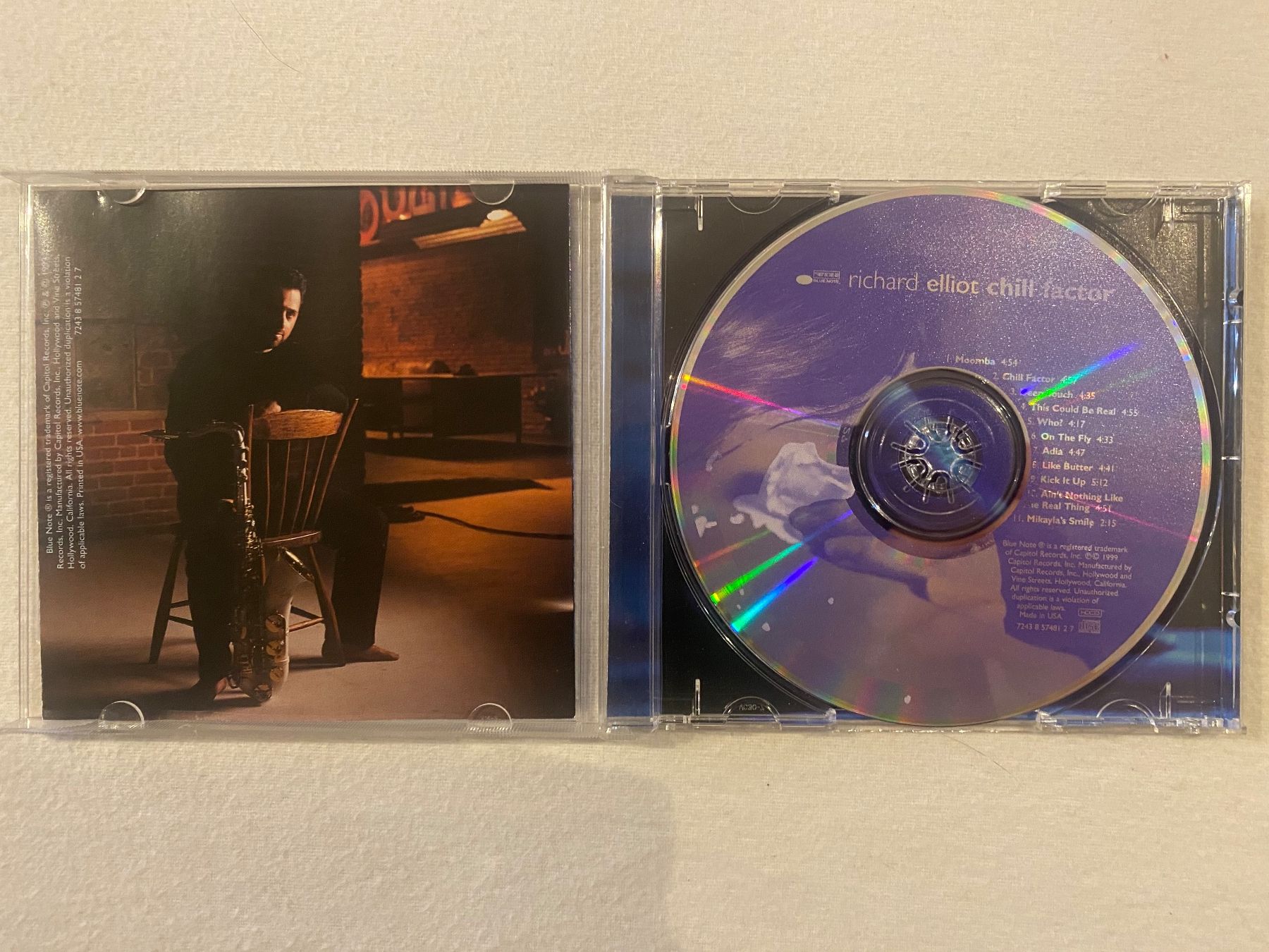 CD: Richard Elliot - Chill Factor – Usato da Duggingen venduto da Kisha010 1