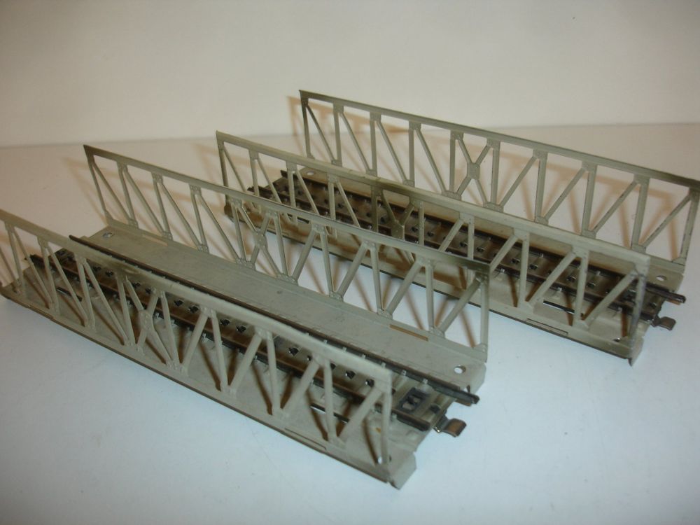 Pont Métallique Droit Märklin HO Réf.7162 - Excellent état