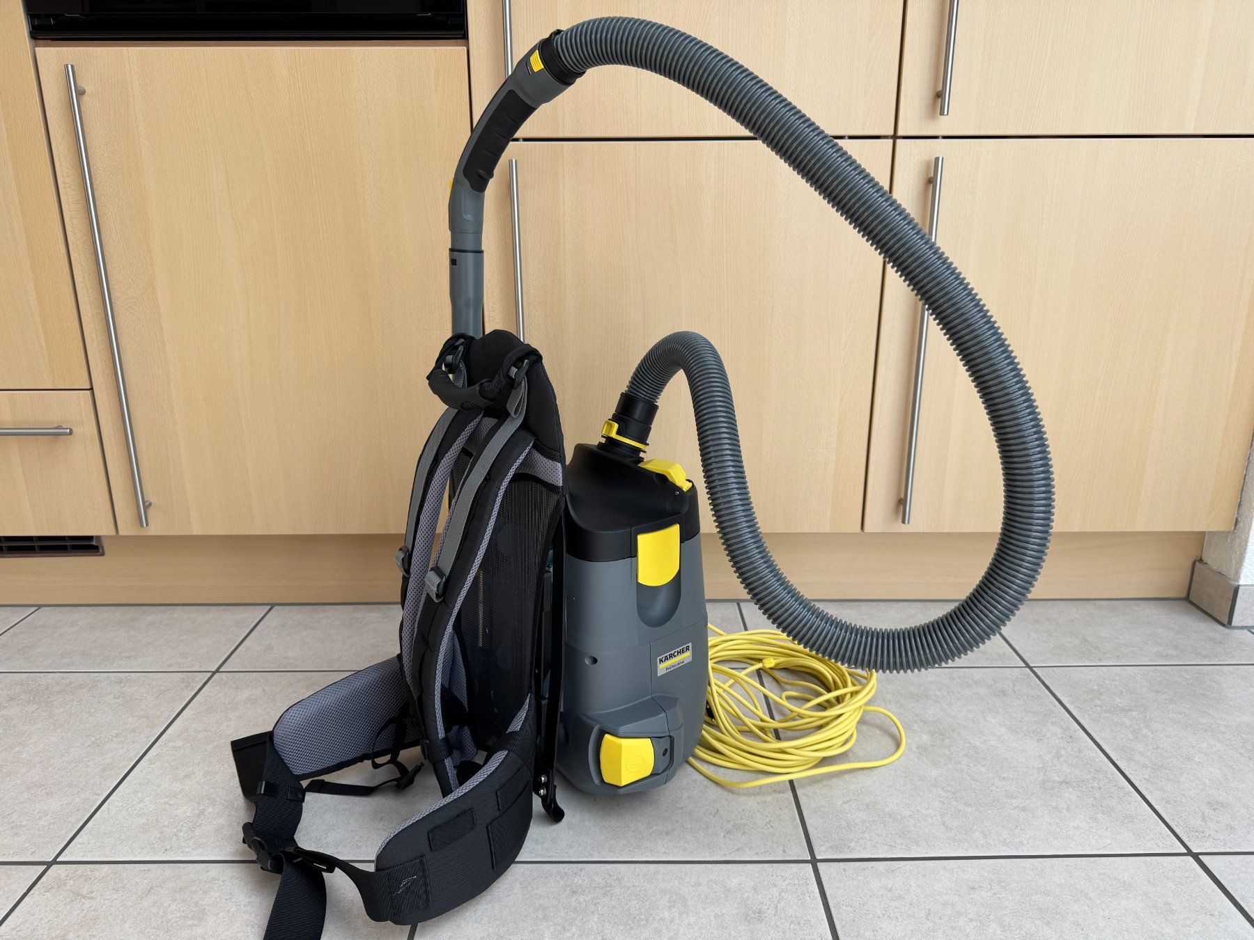 Kärcher Aspirateurs & Accessoires: Kärcher Rückensauger BV 5/1 – D'occasion à Lotzwil par sch_h6n6 1