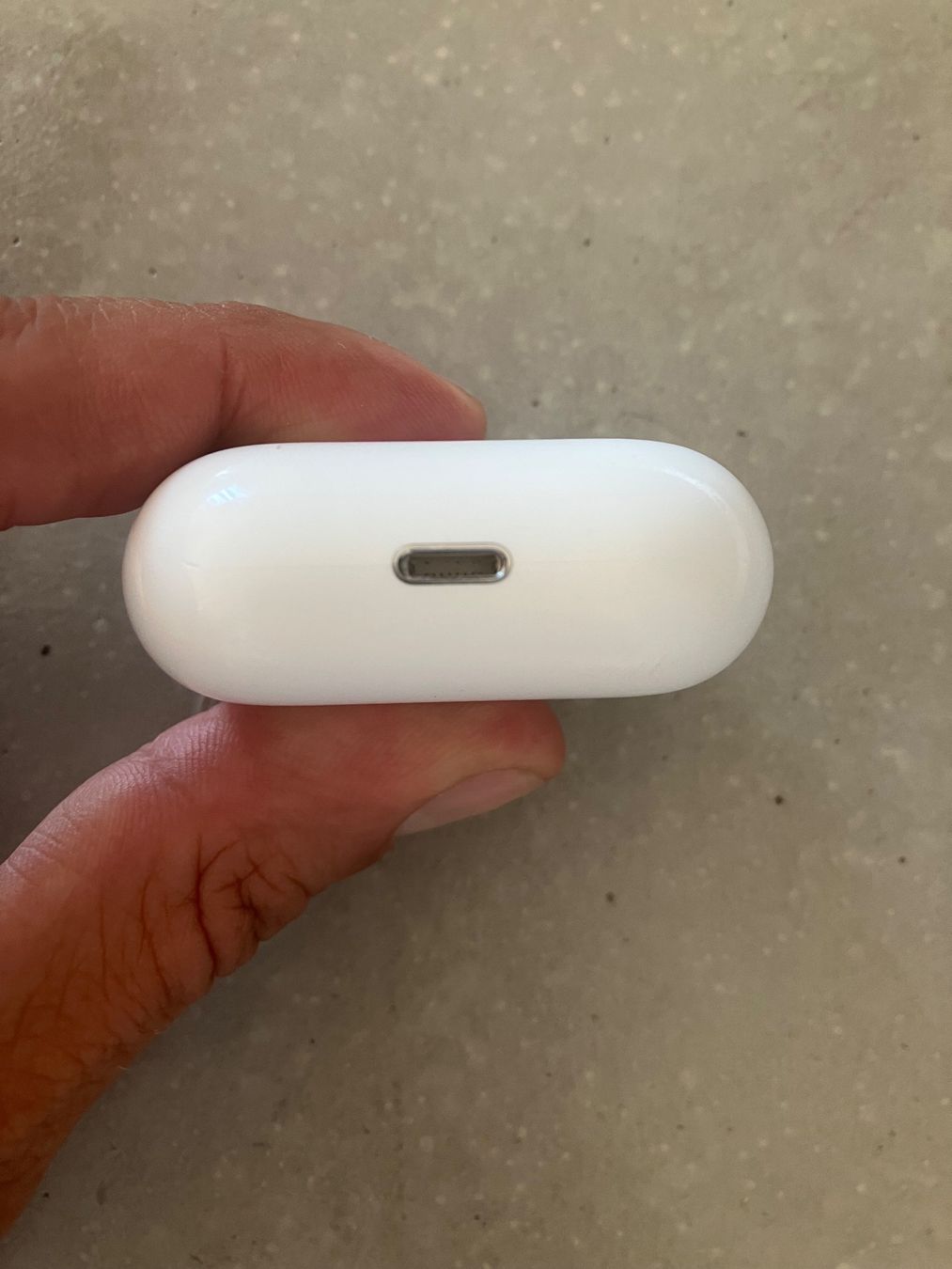 Apple Cuffie: Apple AirPods 3 Case – Usato da Lausanne venduto da mr.v 7