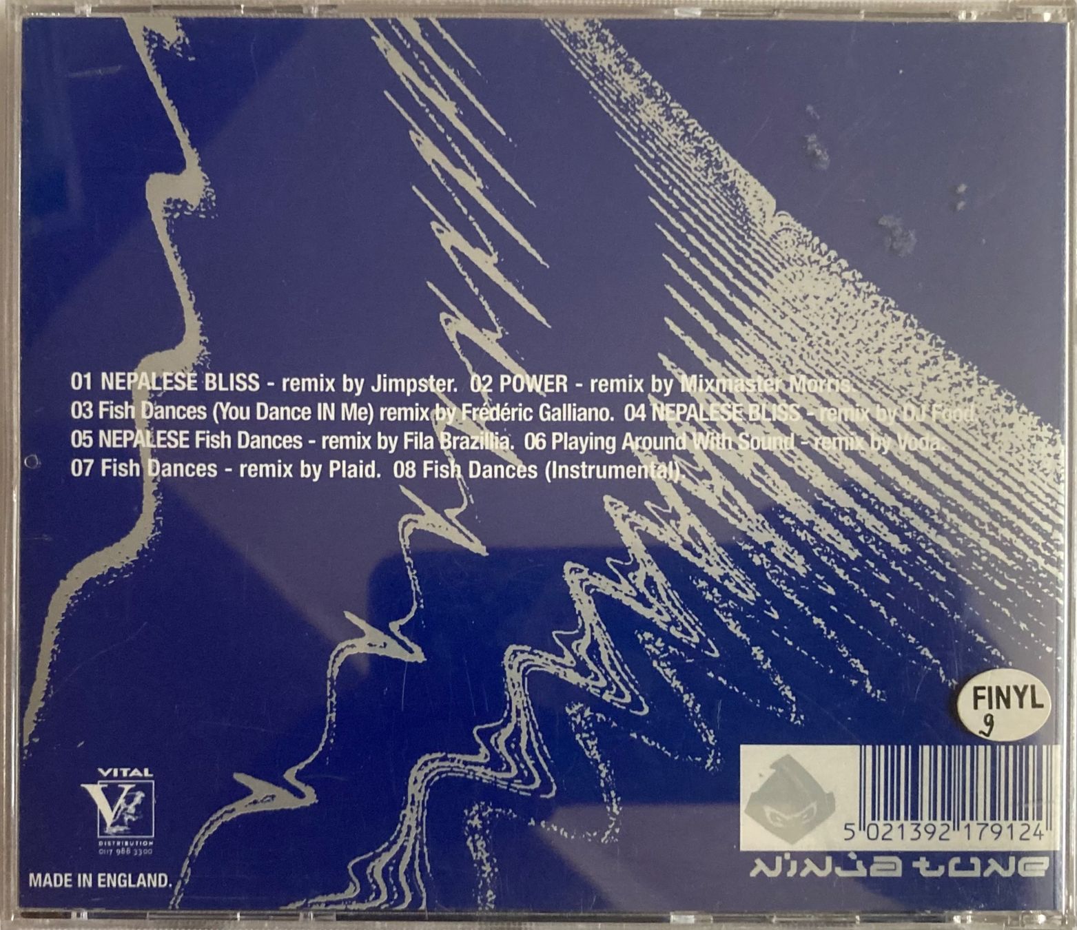 CD: THE IRRESISTIBLE FORCE - FISH DANCE – Usato da Poliez-Pittet venduto da Newtown-Records 1
