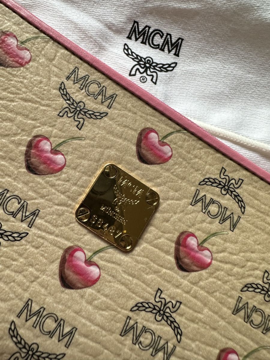 Mcm Portamonete: MCM Wallet Neu selten  – Nuovo (secondo la descrizione) da Bern venduto da Ruhrallee 2