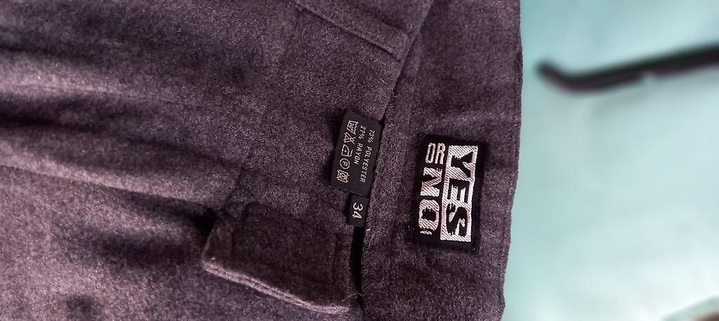 Pantaloni: Hose Herbst/Winter Gr. 34 – Usato da Zürich venduto da Philly76 1