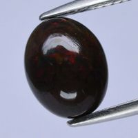 1,71 ct Opale noire aux reflets chatoyants