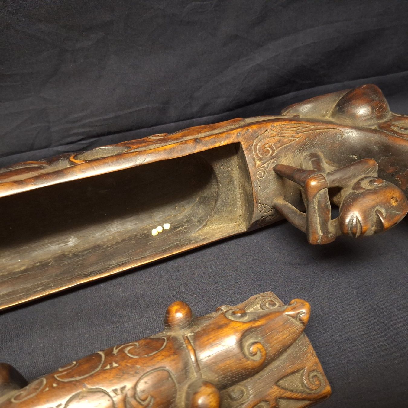 Tutte le decorazioni: Versand möglich! Originelle Holzschatulle, Drache, Echse – Usato da Winterthur venduto da Goldpipau 4