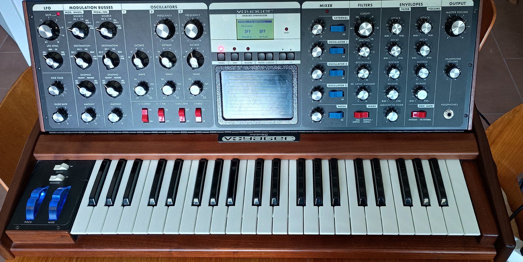 Moog Strumenti musicali: Moog Minimoog Voyager Performer Edition – Usato da Sierre venduto da bolla_sapone