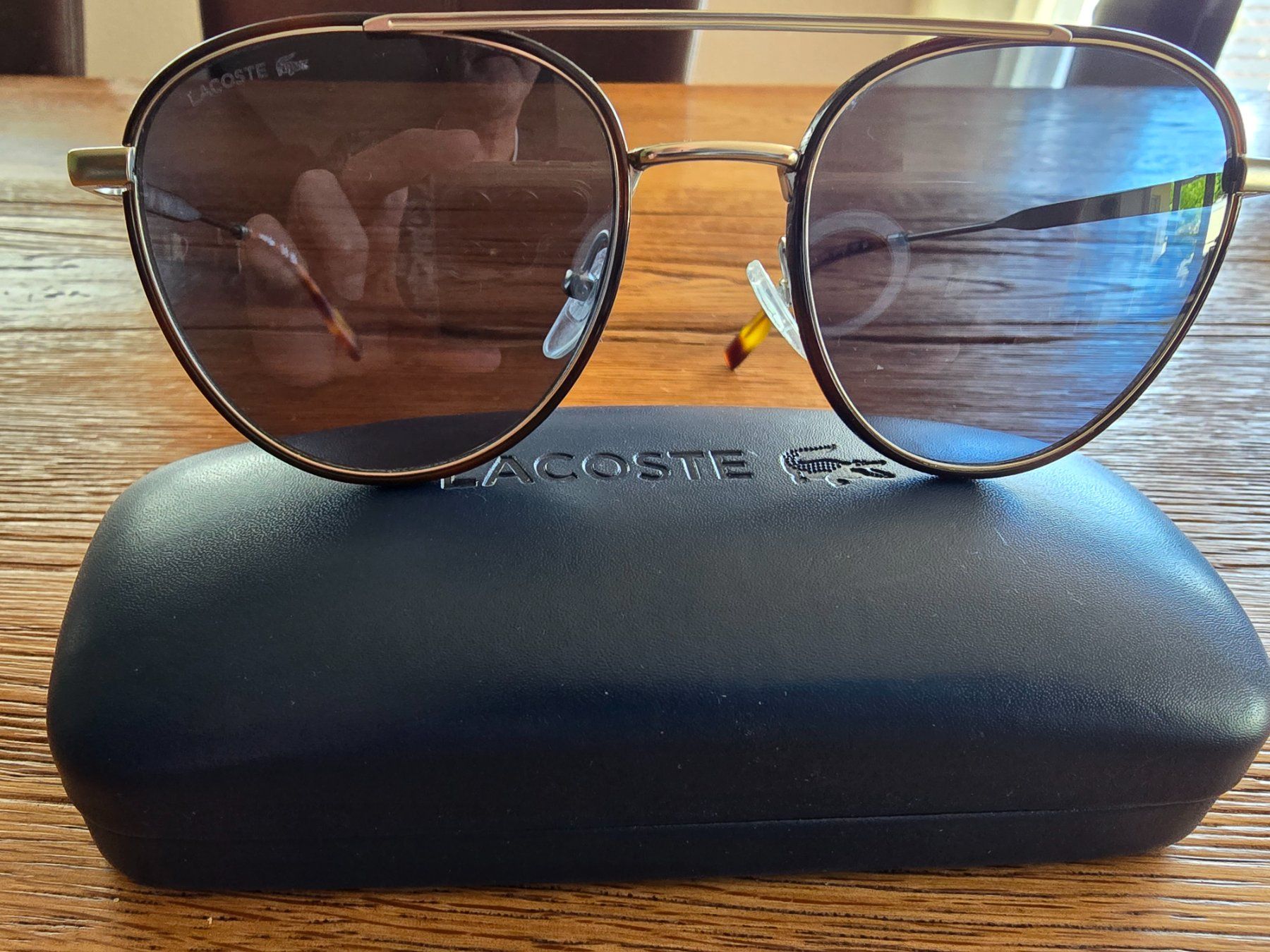 Lacoste Brillen & Gläser: Lacoste LA258 Sonnenbrille – Gebraucht aus Pfäffikon ZH von eggi_ricuser 1