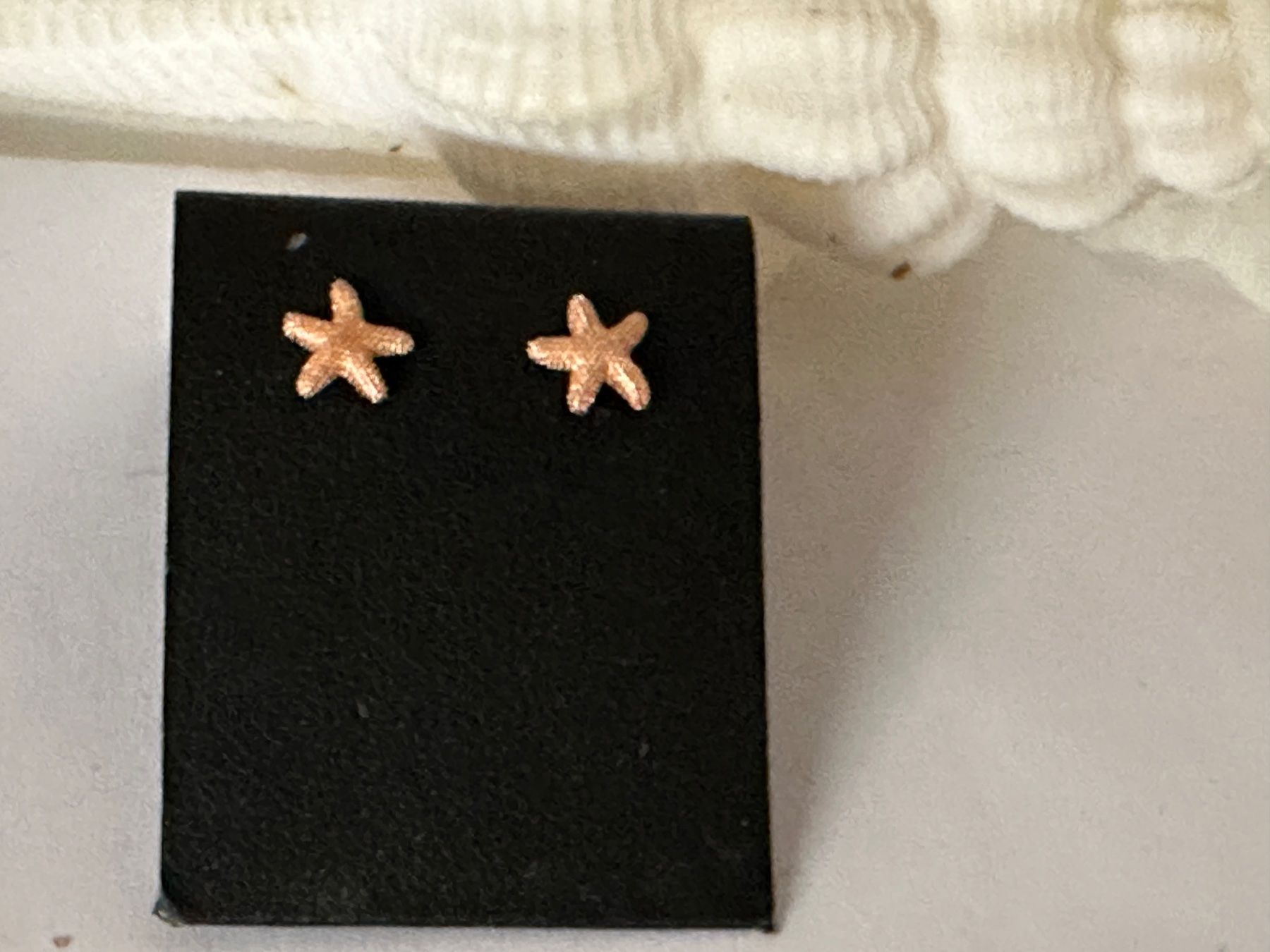 Orecchini pendenti & Orecchini a lobo: Ohrstecker Rose-vergoldet – Nuovo e nell'imballaggio originale da Niederglatt ZH venduto da Silberschmuck-design 1
