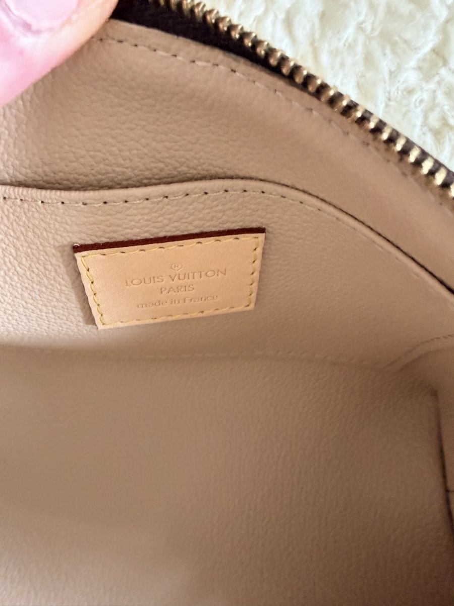 Louis Vuitton Taschen für Damen: Trousse Vuitton – Gebraucht aus Lausanne von Meganelausanne 6