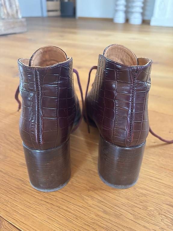 Scarpe da donna: Chie Mihara Stiefeletten GR 39 – Usato da Wettingen venduto da lau_q5f6 2