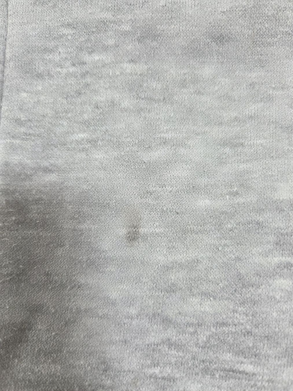 Pantaloni: Graue Mädchen Jogginghose, Gr. 104 – Usato da Hüntwangen venduto da ManuM2014 2
