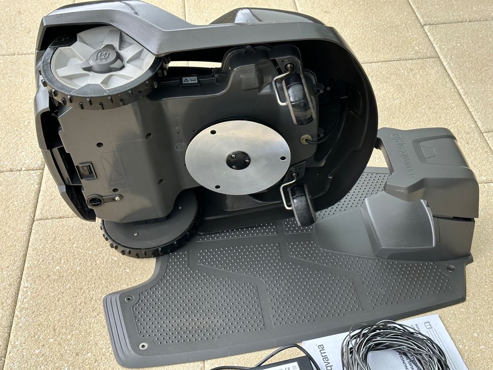 Rasenroboter Husqvarna 420 Automower mit 3195 Betriebsstunde Kaufen