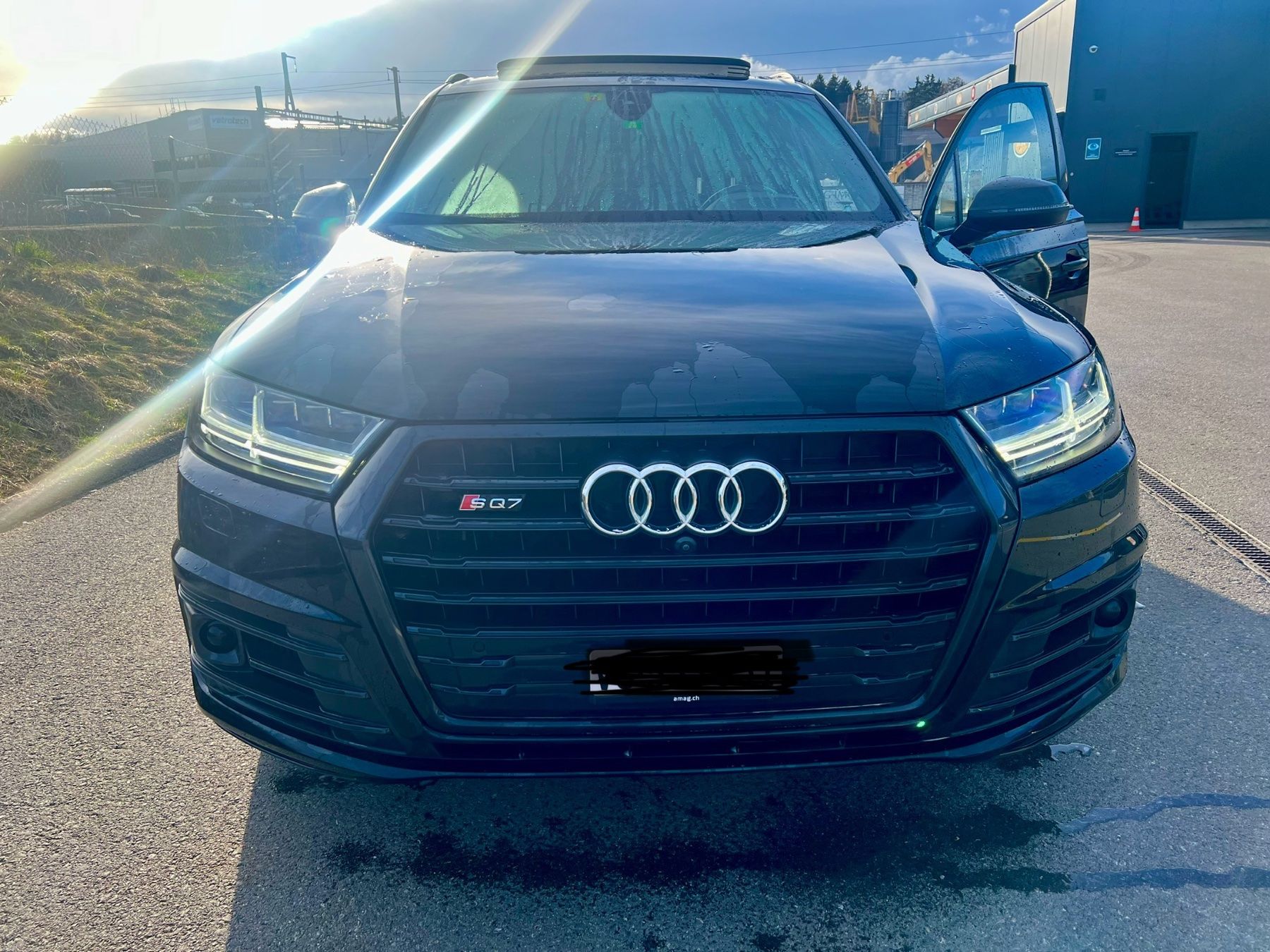 Audi Automobili: Audi SQ7 noir, parfait état – Usato da Romont FR venduto da Djeb7