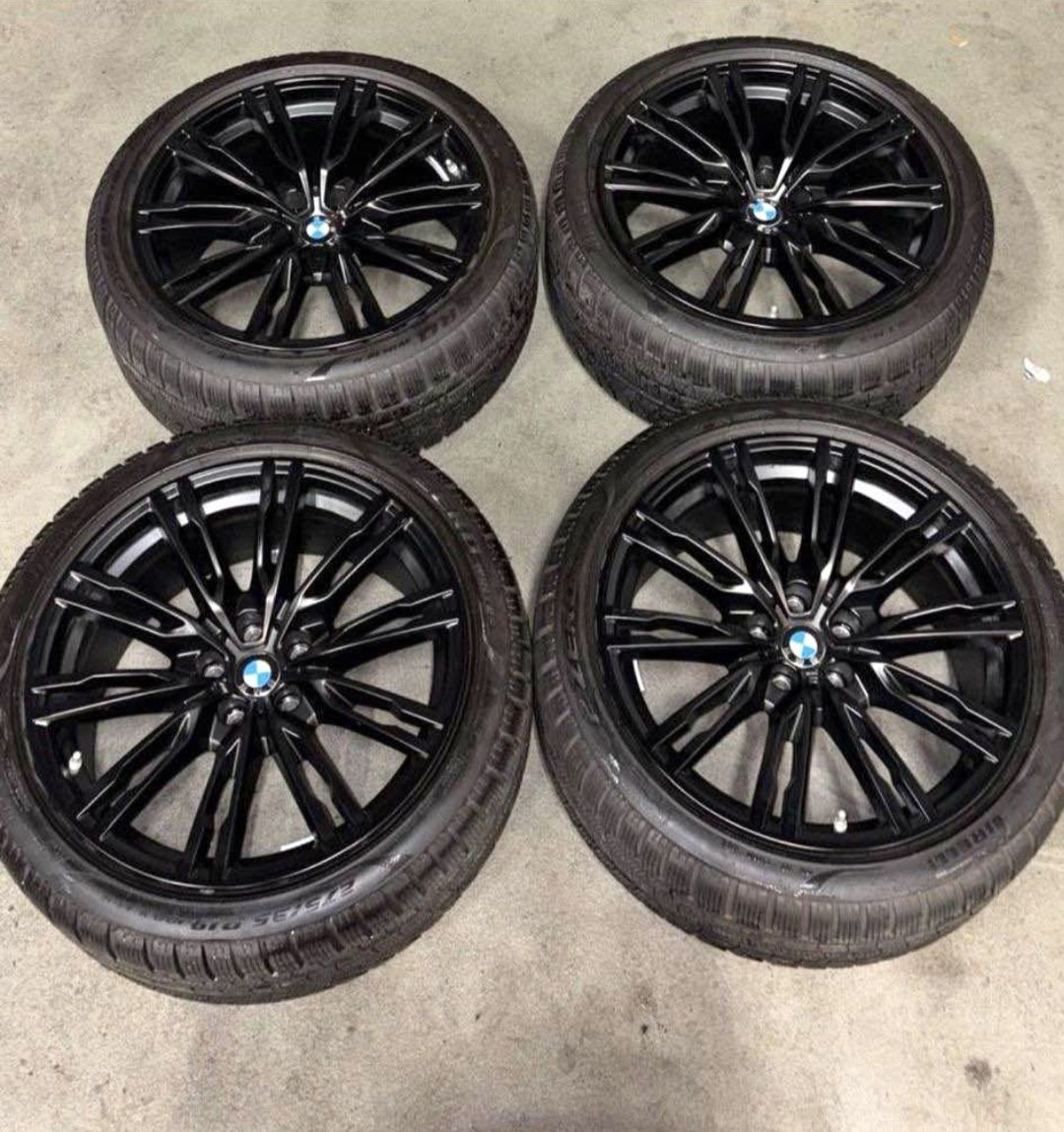 BMW Pneumatici & Ruote complete: Winterkompletträder BMW M3 G80 – Usato da Au ZH venduto da hul_5qkm