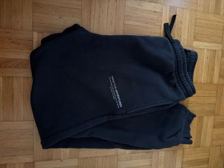 Pantalon jogging noir taille M état neuf