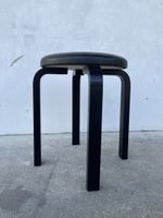 Alvar Aalto Artek Hocker Limited Edition Leder 