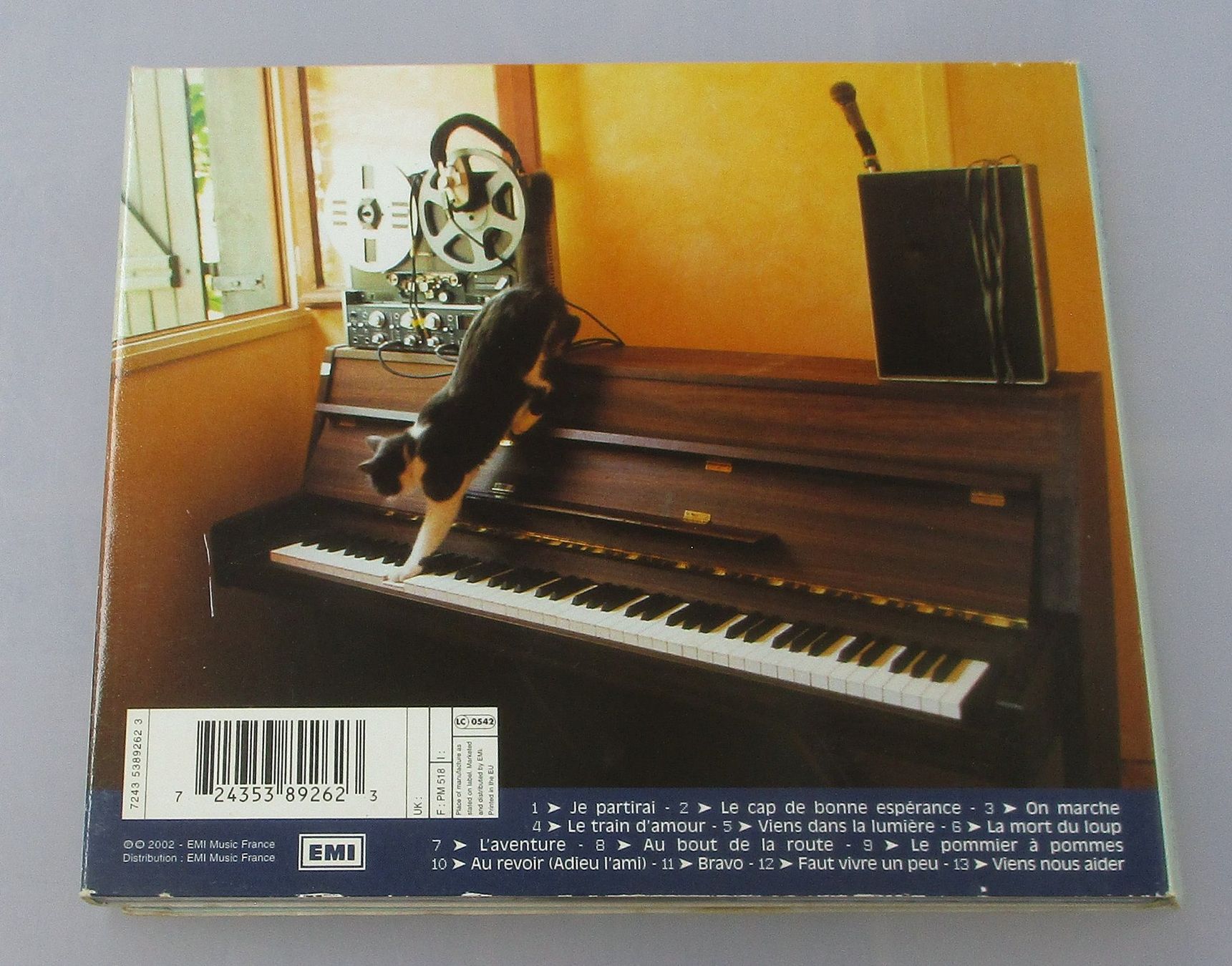 CDs: GILBERT BÉCAUD - Gilbert Bécaud – Gebraucht aus Wattwil von Muriel11 1