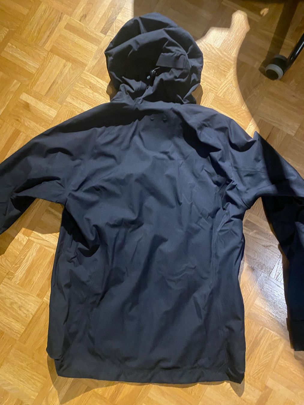 Decathlon Giacche: 100% NEU/NEUF : QUECHUA goretex hardshell imperméable jacke – Nuovo e nell'imballaggio originale da Neuchâtel venduto da verredeau 1