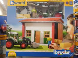 Bruder Maschinenhalle mit Fendt