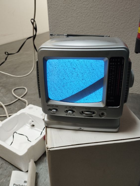 Kleiner Fernseher Fr Die Kche 1