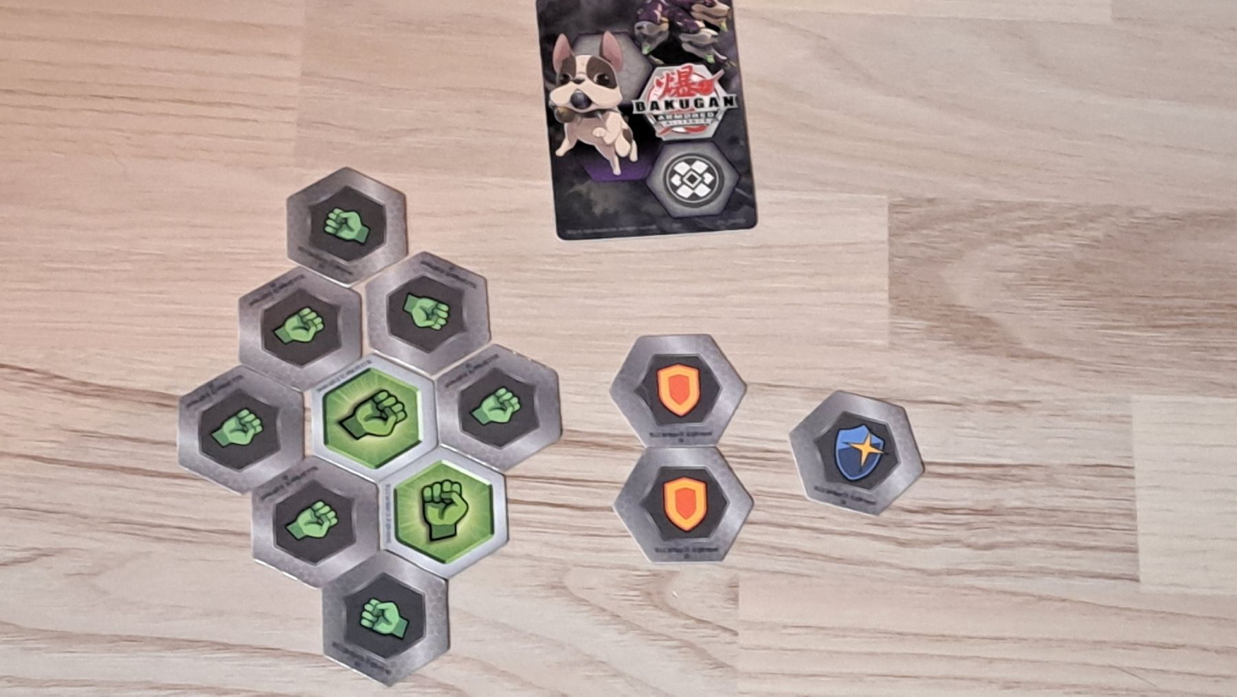 Giocattoli: Bakugan Figuren,viele Karten. – Usato da Oberembrach venduto da Averell_dalton 3