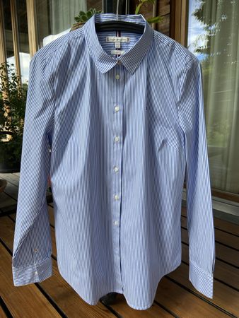 Tommy Hilfiger Blus Gr. 40 Slim Fit, blau-weiss gestreift